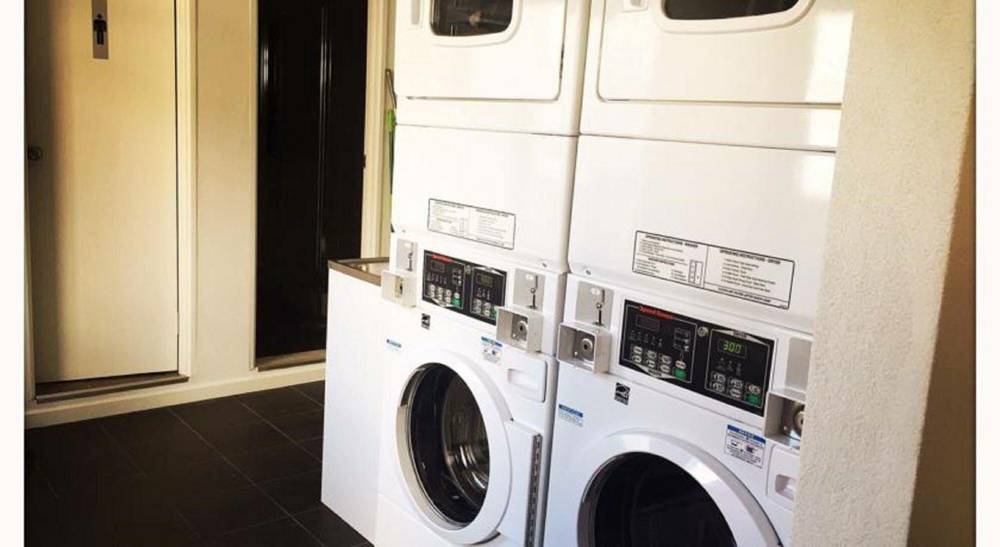 Downtown Backpackers Hostel Perth - Note - Valid Passport Required For Check In Exterior photo